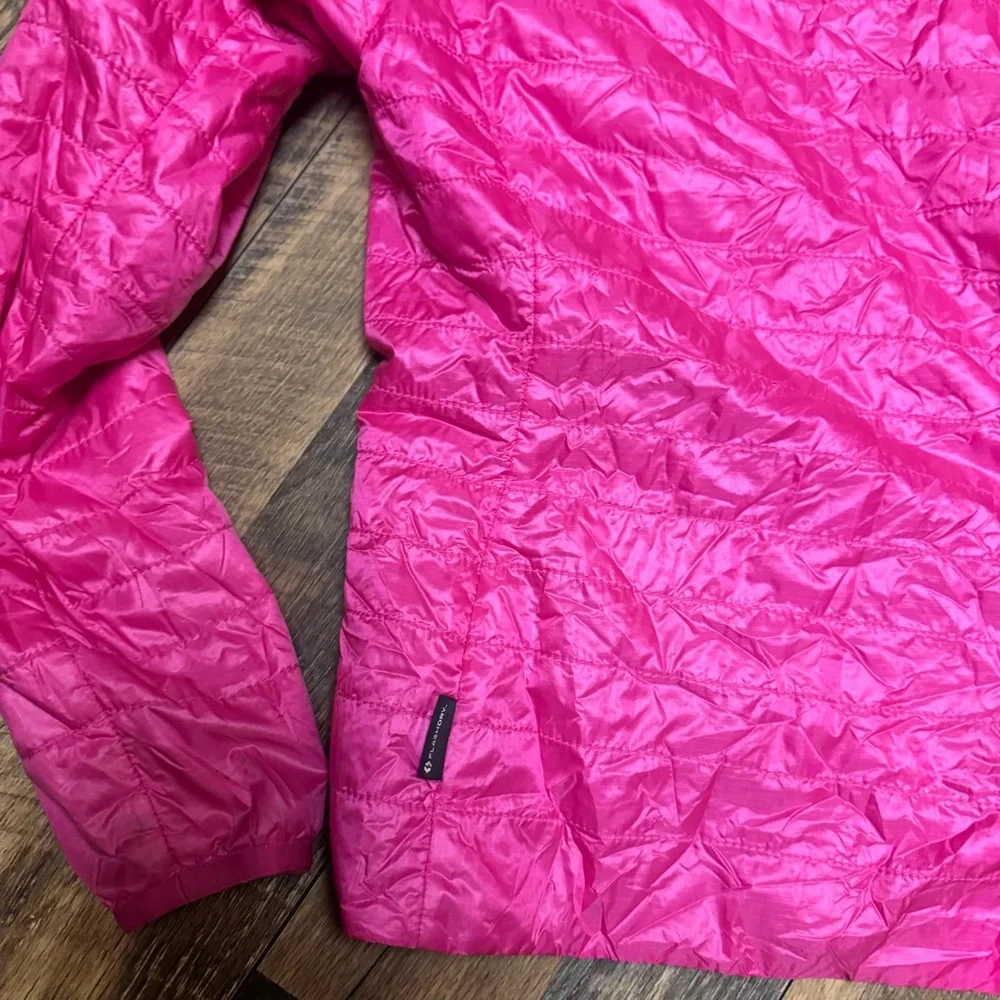 The North Face Vibrant Pink Jacket - Picture 7 of 8